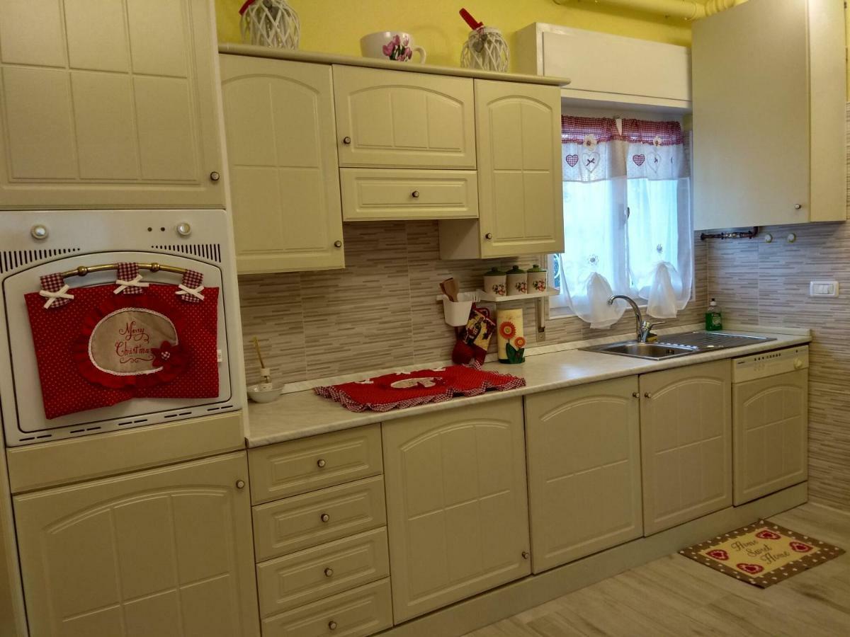 Sweet Home คาสเตลเลตโต โซปรา ติชิโน ภายนอก รูปภาพ